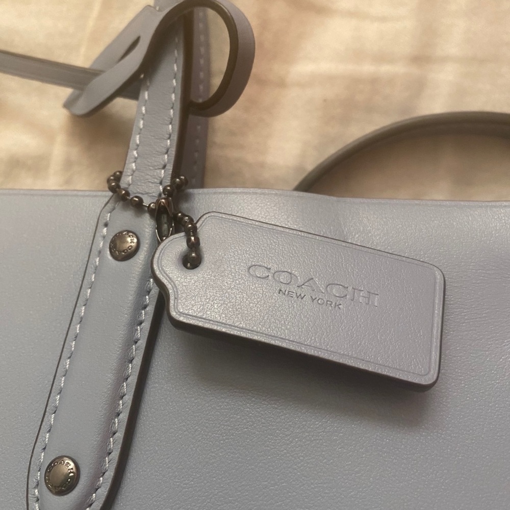 Coach Purse - Picture 2 of 4